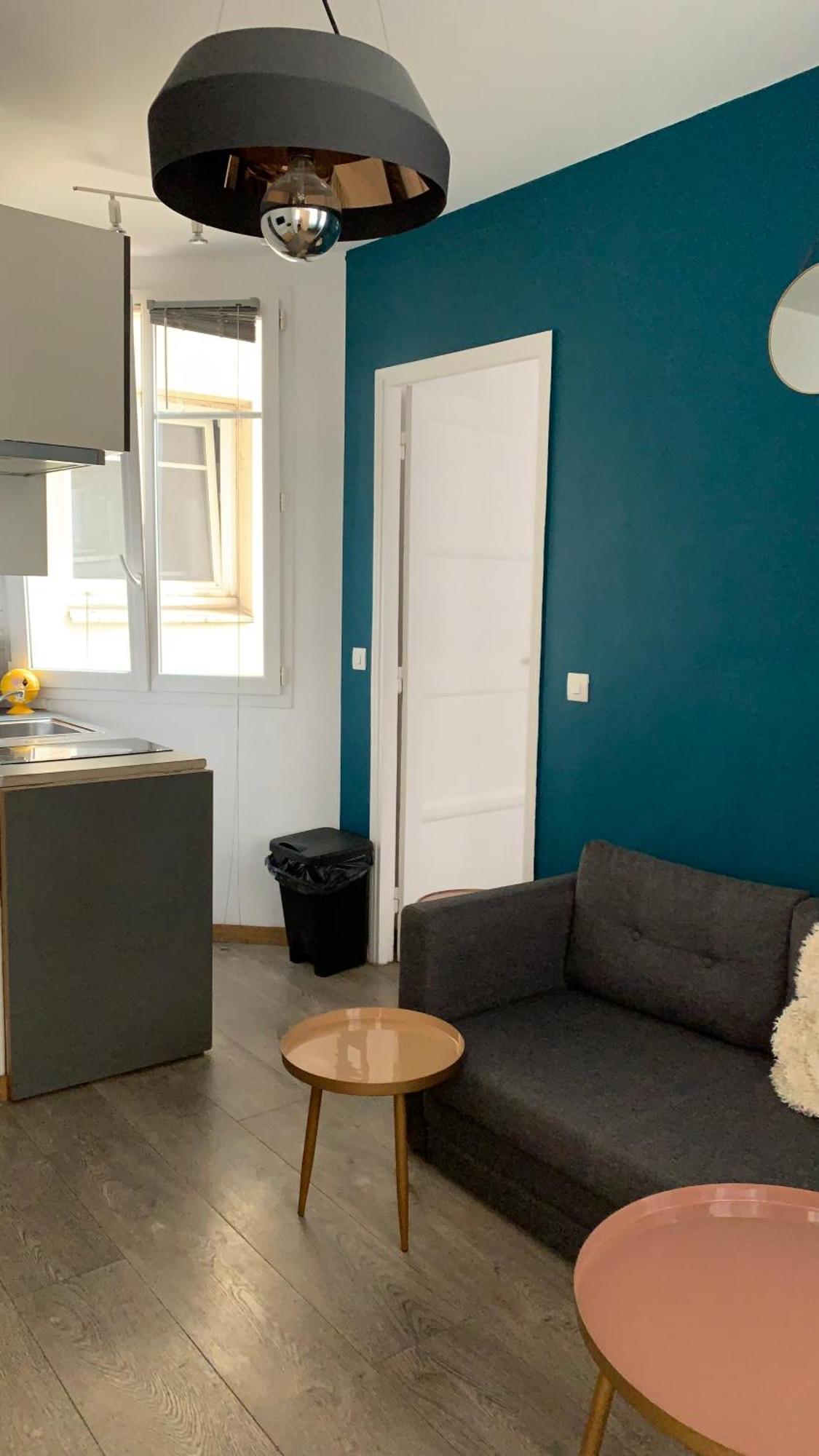 Apartment Parisexpo